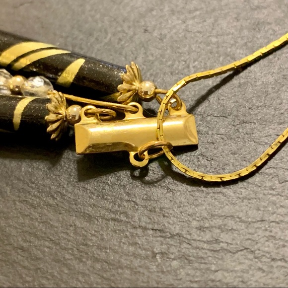 Vintage Gold Tone Box Chain Necklace Matching Black Cylinder Dangle Earrings - Picture 8 of 12